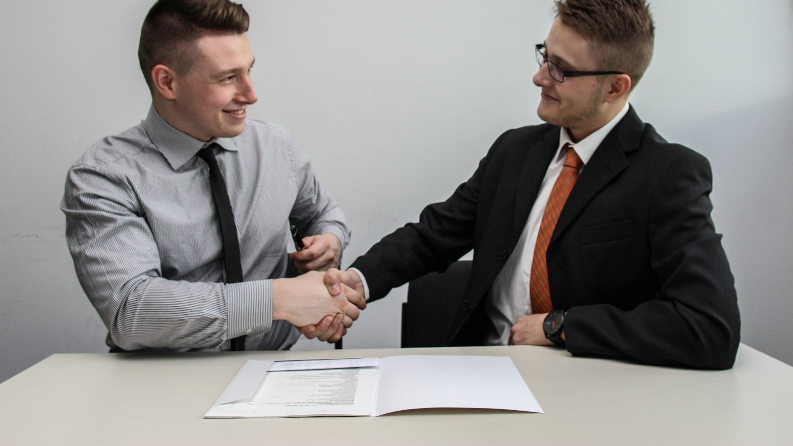 Sales director and country leadership hiring for France